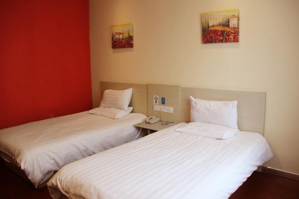 Hanting Hotel Xi'An Npu 2Nd Branch الغرفة الصورة